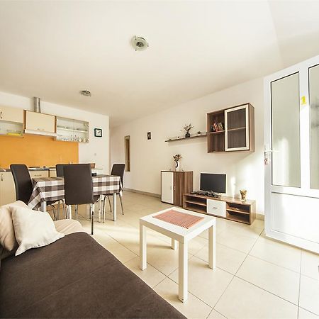 Apartments Katoro Relax Umag Bagian luar foto