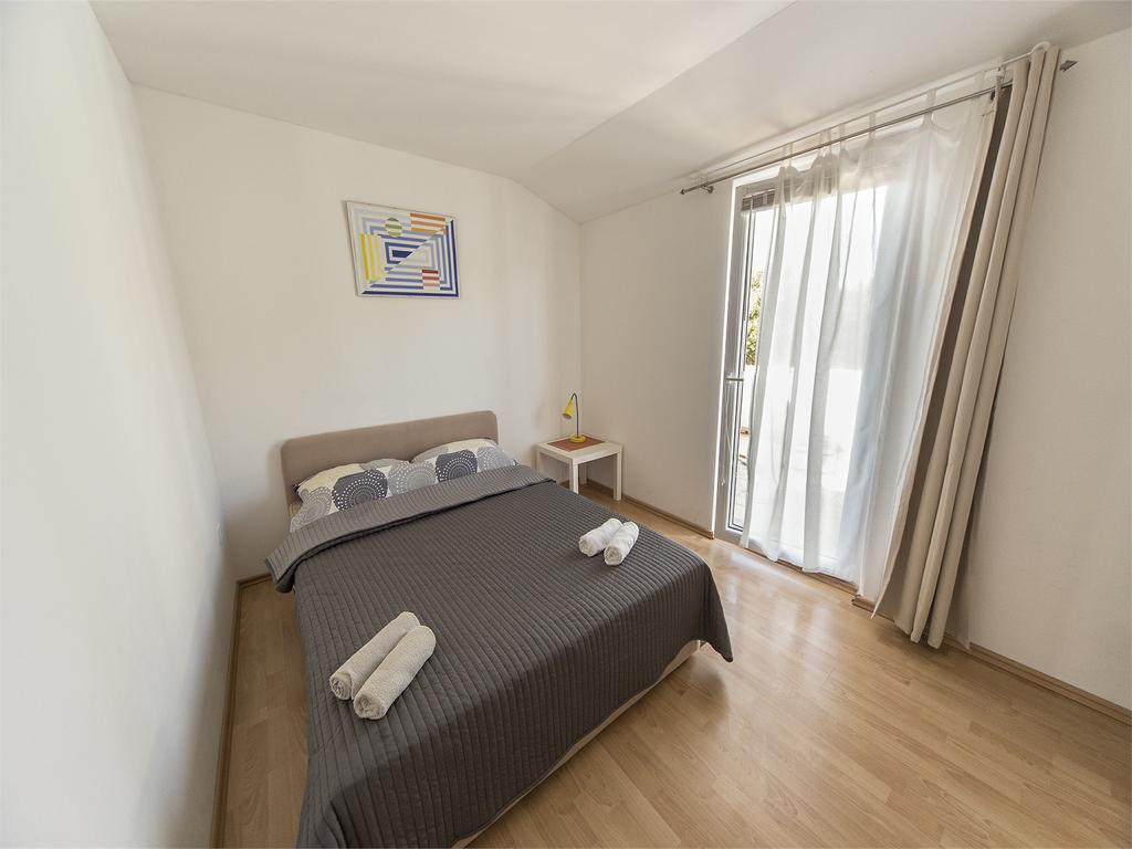 Apartments Katoro Relax Umag Bagian luar foto