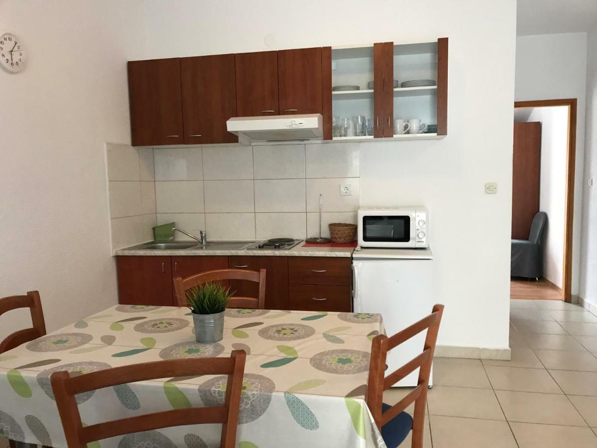 Apartments Katoro Relax Umag Bagian luar foto